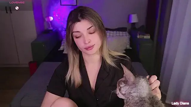 LadyDiLancaster on StripChat