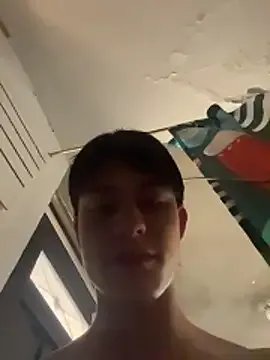 Lander_Cruz on StripChat