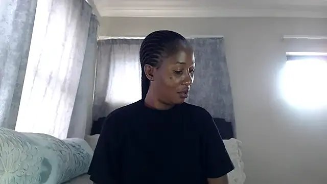 leanna23 on StripChat