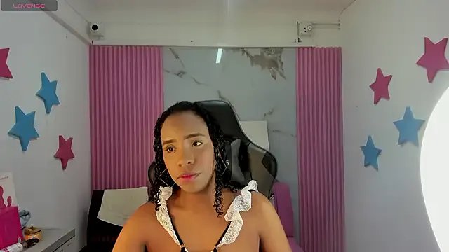 lia_16 on StripChat