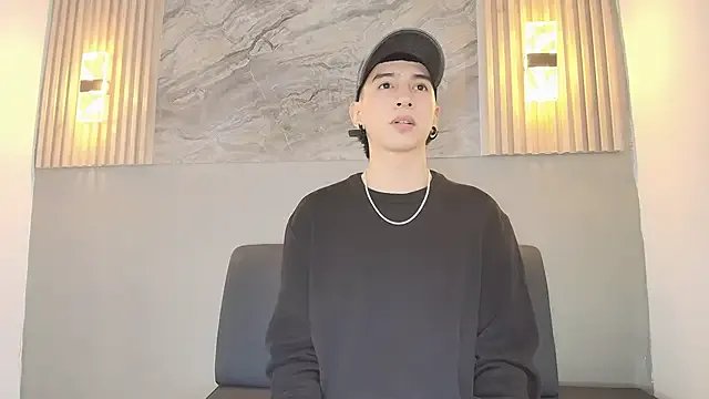 lian_cameron on StripChat