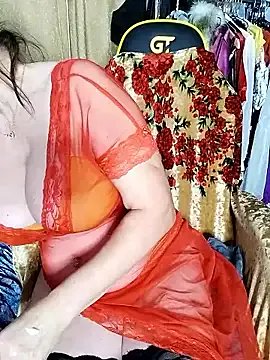 lindaledi2 on StripChat