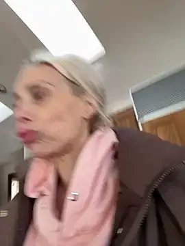 LindseyFAFO — FINALLY I CAN SQUIRT