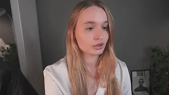 lisa_schiele on StripChat