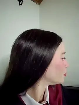 loveuu-bae on StripChat