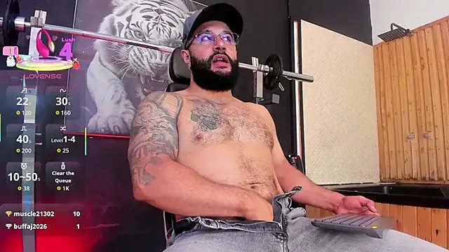 Luke__09 on StripChat