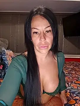 Maddythemilf on StripChat