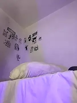 MadelineBenet on StripChat