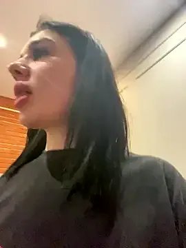 MaeveMoon on StripChat