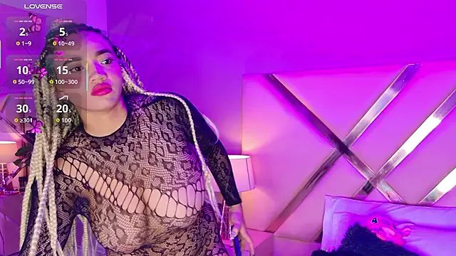 MalaikaBrown — Curly Tease & Tit Bounce 