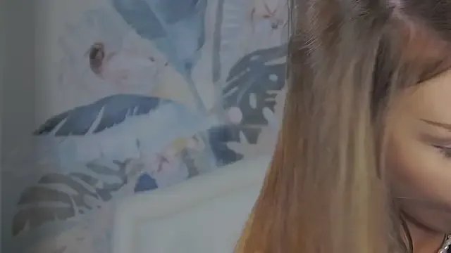 MarilynNova on StripChat