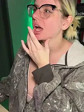 MAXXXTV on StripChat