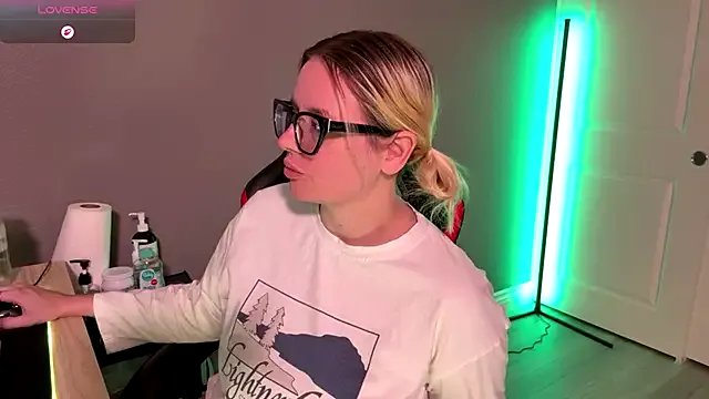 MAXXXTV on StripChat