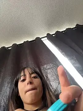 Mia_fiire on StripChat