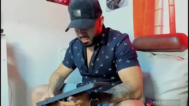 mikeblaree — Freechat on StripChat