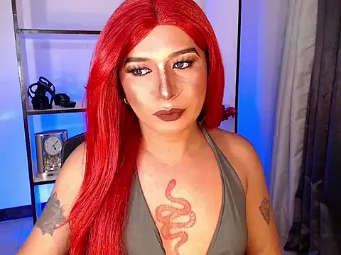 mslilly_croft on StripChat