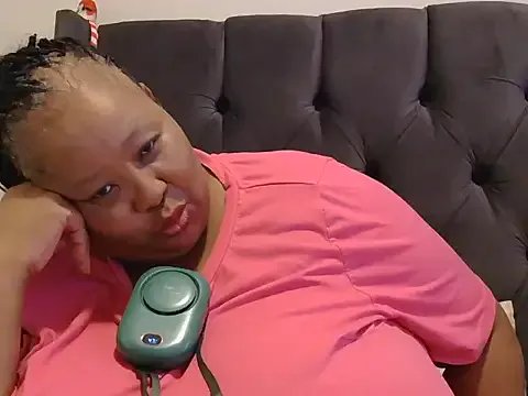 nancy111 on StripChat