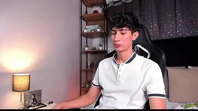 NovaaWheler on StripChat