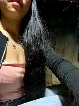 Nul-chal on StripChat