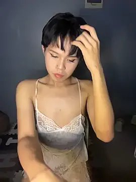 Plaxtique on StripChat