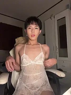 Plaxtique on StripChat