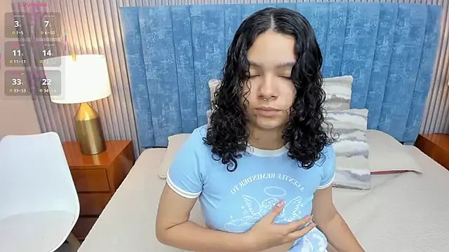 pretty_sunlight_ on StripChat