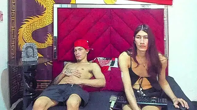 Pride_couple on StripChat