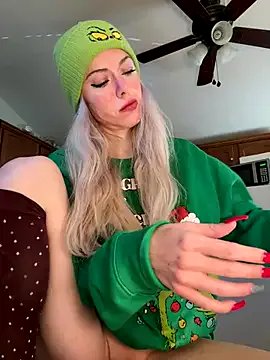 propertyofdaddy on StripChat