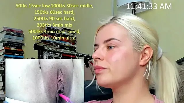 queenofthenighttt on StripChat