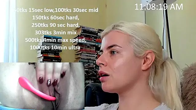 queenofthenighttt on StripChat