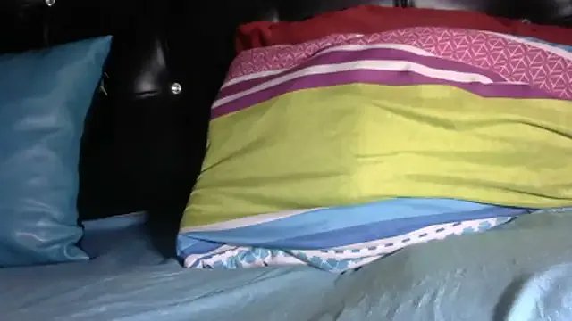 Queenofthenightx on StripChat