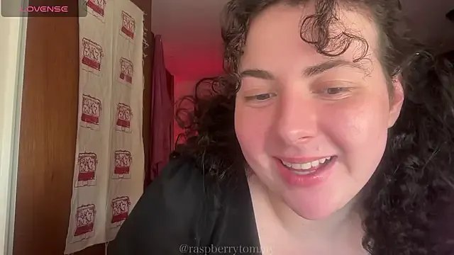 RaspberryTommyFTM on StripChat