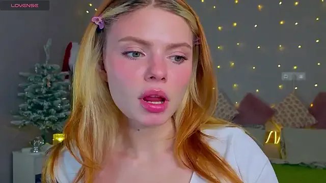 Red__Candy on StripChat