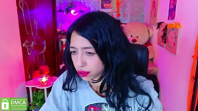 REDHOTTER_ on StripChat