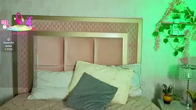 RobinBennett — spanking on the buttocks x10