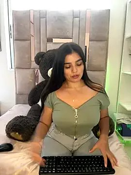 salomecute21 on StripChat