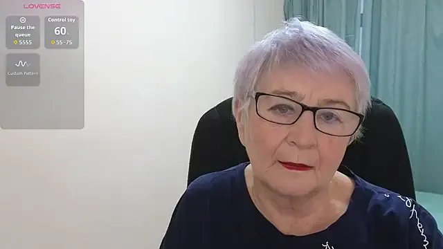 Sandra_Snowflake on StripChat