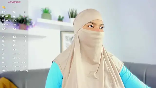 saray_halam on StripChat