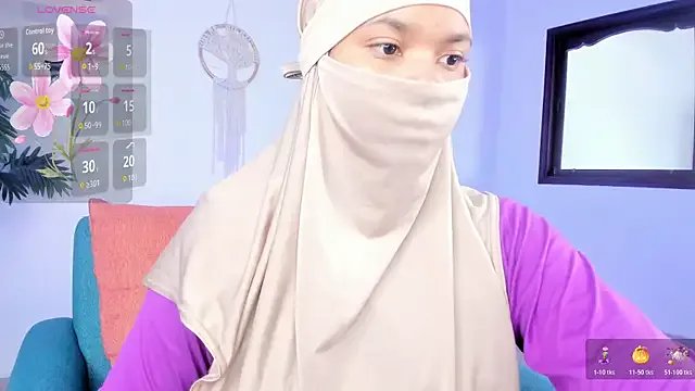 saray_halam on StripChat