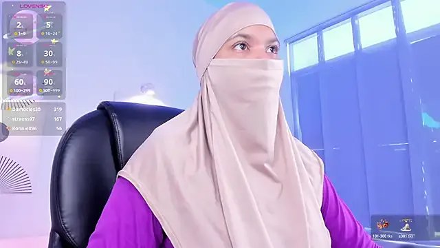 saray_halam on StripChat