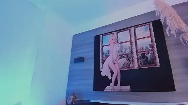 SashaNova on StripChat