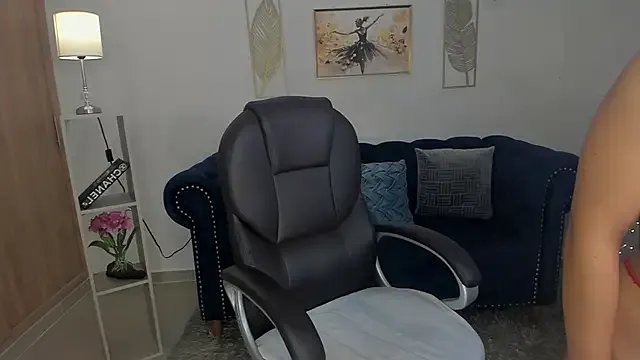 Saskia_litt on StripChat