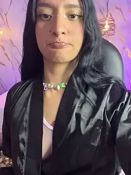 Scaarlettfox on StripChat