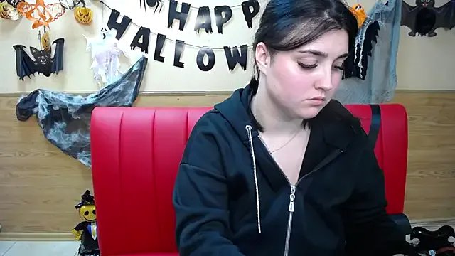 ScarletCargo on StripChat