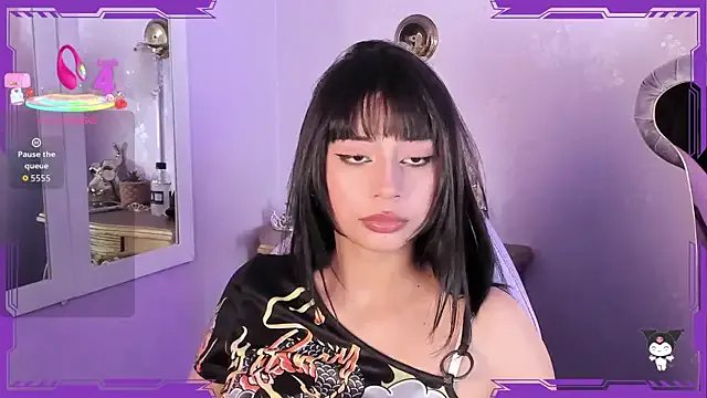 Seren_Bleck on StripChat 