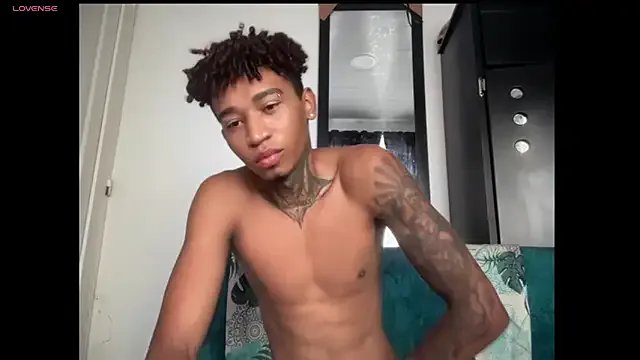 sexy_blacks_ on StripChat