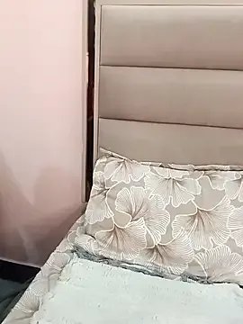 Sexy_Divya__ on StripChat