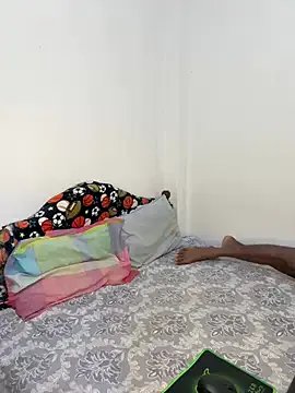 ShayanLK on StripChat