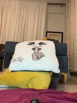 slimcateee on StripChat