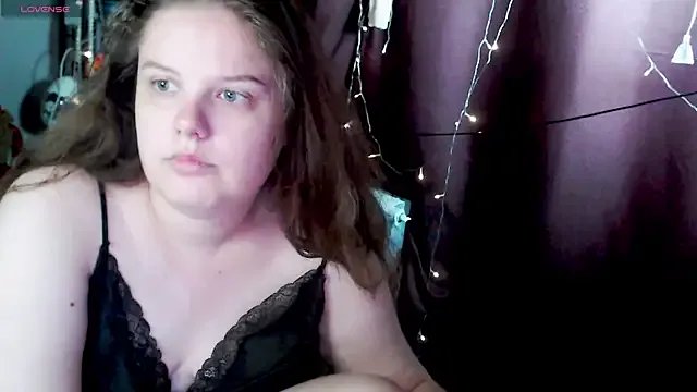 so_cute777 on StripChat